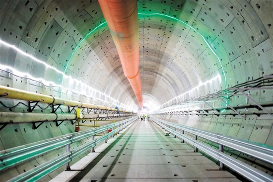 圭峰山隧道盾構(gòu)段內(nèi)部。