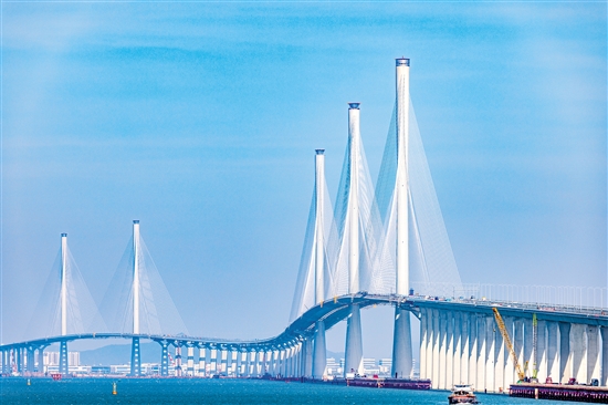 5座主塔猶如“定海神針”。