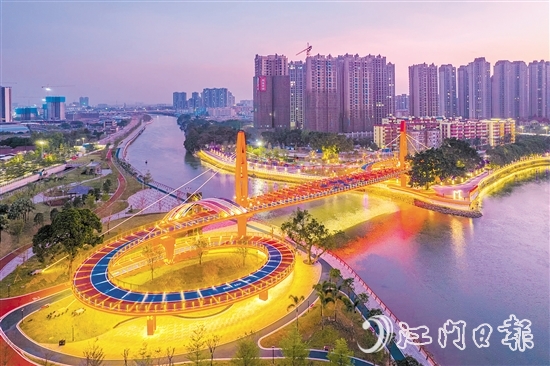 蝶變后的下沙公園，讓周圍的住戶們享受到家門口的“小確幸”，吸引了許多健身愛好者。