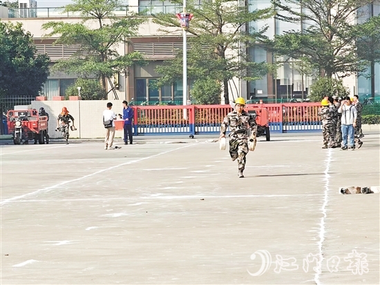 通過(guò)開展職工消防技能競(jìng)賽，禮樂街道進(jìn)一步提升了相關(guān)業(yè)務(wù)水平。