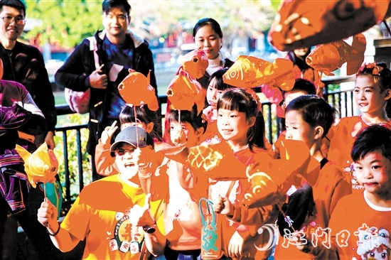 春節(jié)假期，江海全域聯(lián)動(dòng)、提前謀劃50項(xiàng)系列活動(dòng)，營(yíng)造了喜氣洋洋、熱鬧祥和的春節(jié)氛圍。