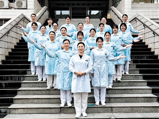 門診客戶服務(wù)部全體人員