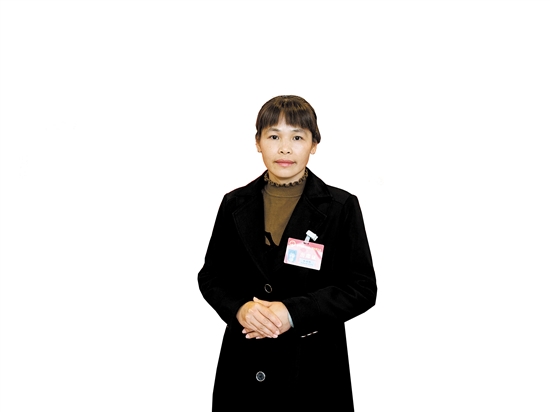 開(kāi)平市人大代表，蒼城鎮(zhèn)大羅村黨總支書(shū)記、村委會(huì)主任林幼瓊