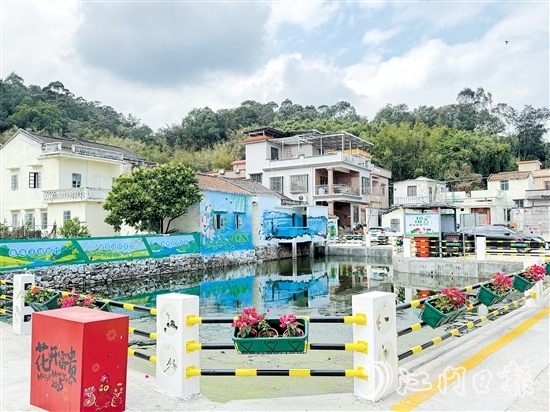 棠下鎮(zhèn)北達(dá)村落實(shí)人居環(huán)境整治、優(yōu)化基礎(chǔ)設(shè)施等舉措，村容村貌煥然一新。羅霈