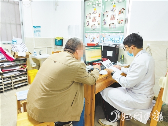 開平市將15家基層醫(yī)療機(jī)構(gòu)并聯(lián)入網(wǎng)，實(shí)現(xiàn)全市區(qū)域醫(yī)共體心電、影像診斷的資源共享和檢查檢驗(yàn)結(jié)果互認(rèn)共享，初步形成了“基層檢查+縣級(jí)診斷”的診療格局。