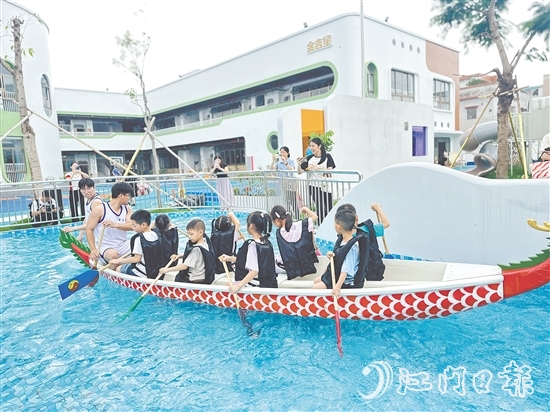 江海區(qū)各級黨群服務中心常態(tài)化開展龍舟體驗活動。