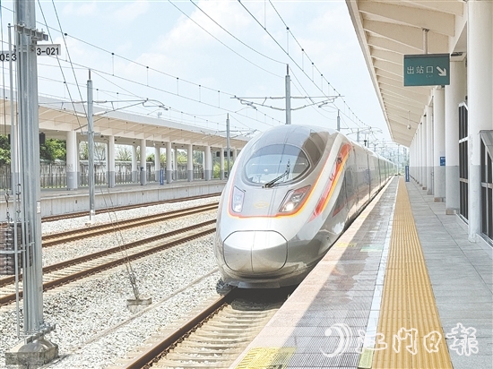 7月1日起，從香港西九龍站坐高鐵可直達(dá)恩平站。