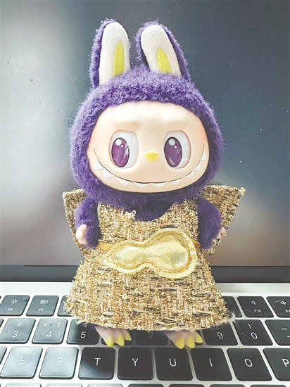 丑萌的LABUBU。