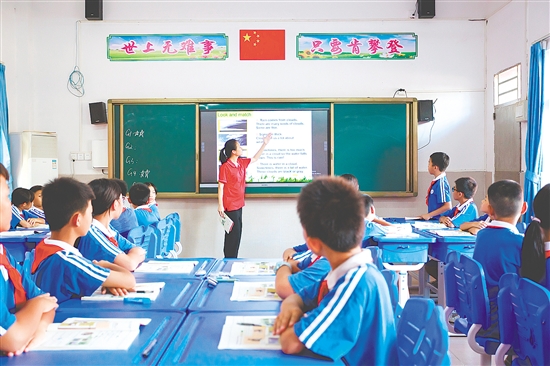 怡霖學(xué)校教學(xué)成績突出，辦學(xué)特色鮮明。