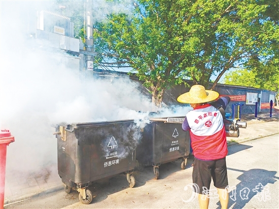 恩平市廣泛組織動(dòng)員各方力量，構(gòu)建起“黨建引領(lǐng)、全域共治”的防控屏障。