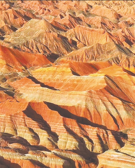 張掖七彩丹霞色彩豐富。