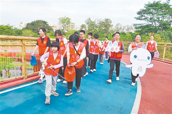 江海區(qū)開展“綠色十五運(yùn)，環(huán)保伴我行”愛國衛(wèi)生志愿活動(dòng)。受訪者供圖