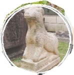 文邊村出土的“臥羊”保存完整，憨態(tài)可掬，吸引不少市民游客前來觀賞。