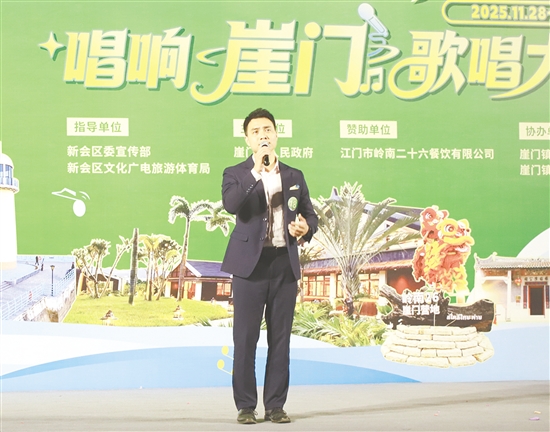 大賽現(xiàn)場(chǎng)，選手激情獻(xiàn)唱。