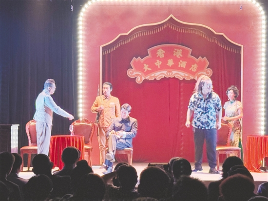 話劇演出現(xiàn)場(chǎng)。