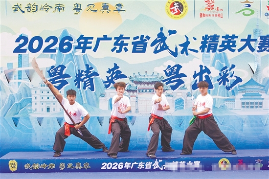 新會(huì)參賽選手的一招一式盡顯南派武術(shù)的剛勁豪邁。