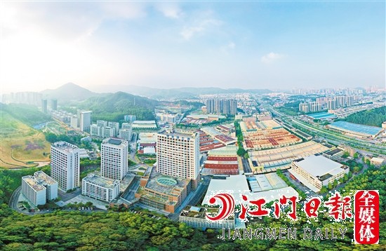 蓬江區(qū)群星村后門(mén)山工業(yè)區(qū)鳥(niǎo)瞰圖。