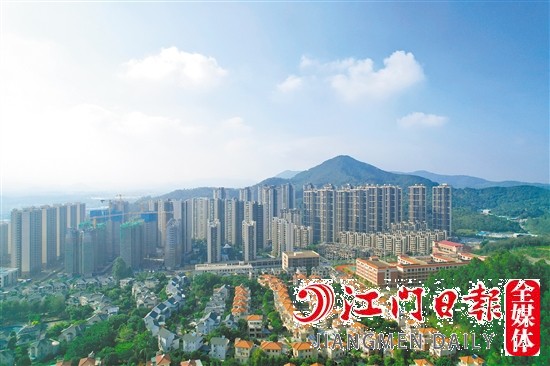 群華路板塊樓盤(pán)林立。