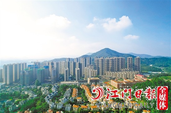 業(yè)內(nèi)人士展望明年樓市“春暖花開”。