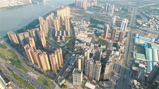 外海片區(qū)樓市或隨著江海站的開通迎來進一步發(fā)展。