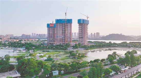 江發(fā)·天御灣景觀資源出色。