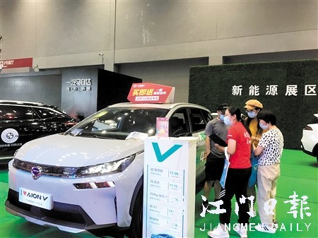 業(yè)內(nèi)人士建議，想買車的消費(fèi)者盡早下訂。
