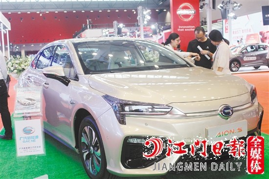 為方便消費(fèi)者選購新能源汽車，中秋車展將設(shè)置新能源汽車展館。