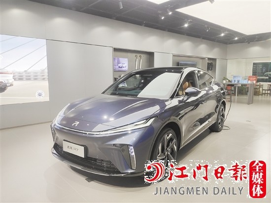 飛凡R7外觀動(dòng)感十足。