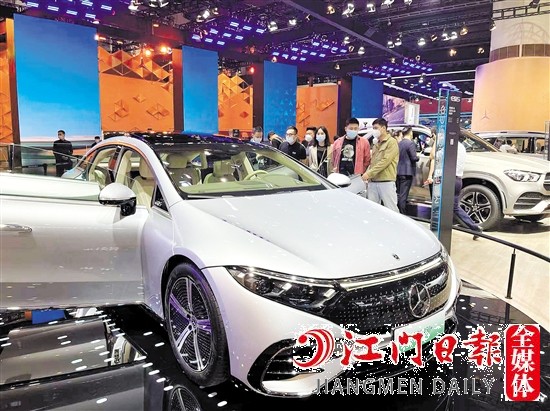 “零整比”高的豪車保費(fèi)備受關(guān)注。