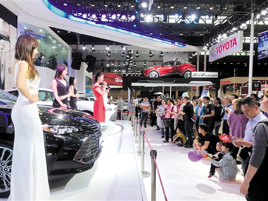 回顧往屆車展，新車亮相多是一大亮點(diǎn)。