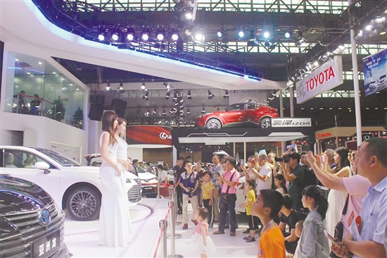 回顧歷屆“五一”車展，上市新車都會吸引許多消費者目光。