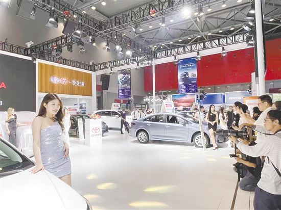 主辦方致力營造放心舒適的看車、購車環(huán)境。